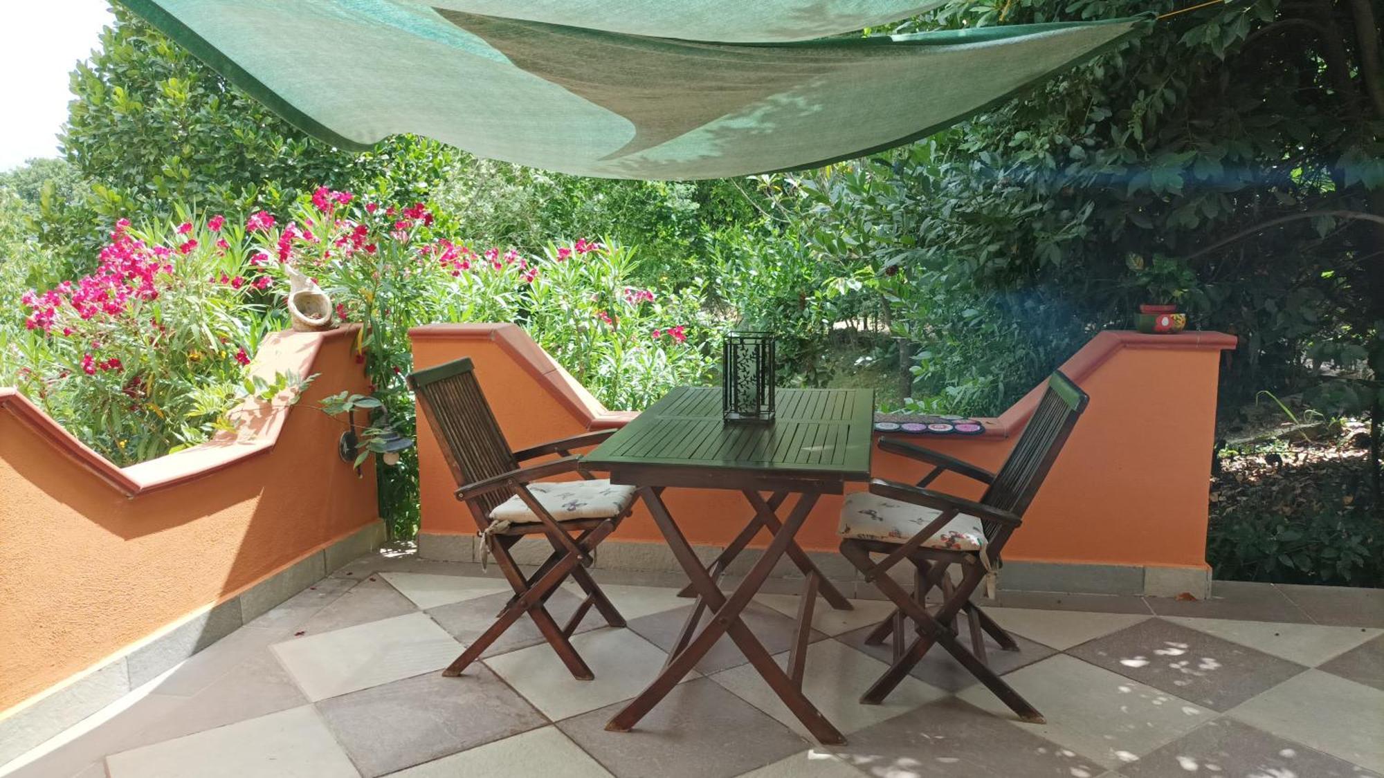 B&B Meladormo Tempio Pausania Phòng bức ảnh