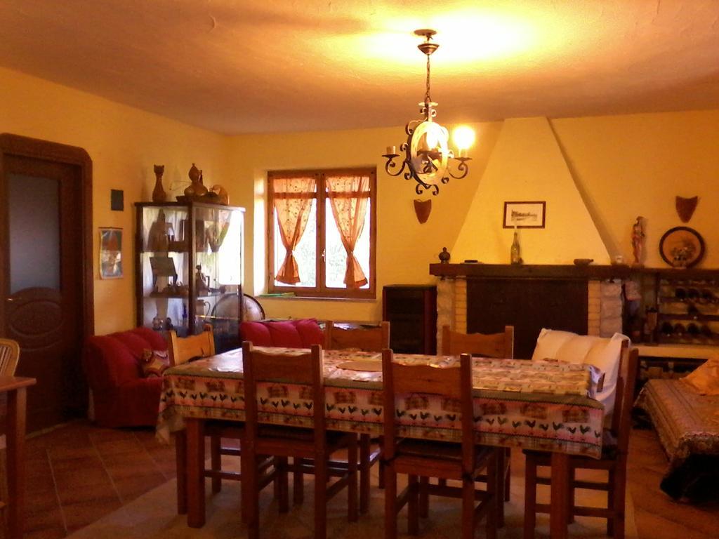 B&B Meladormo Tempio Pausania Ngoại thất bức ảnh